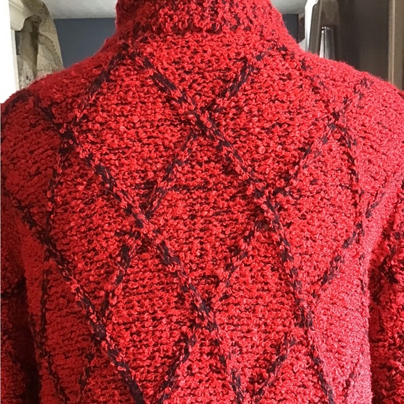 Cardigan Sweater. - Picture 5 of 9